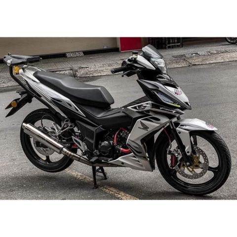 TEM LỬA DÁN XE WINNER V1 MÀU TRẮNG - Decal Cao Cấp Nhất