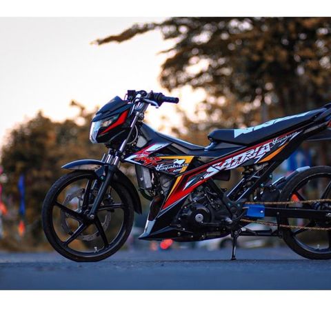 Tem rời Hayabusa đỏ vàng cho SATRIA 150 đen - tem siêu ngầu 2023 Quyen Decal