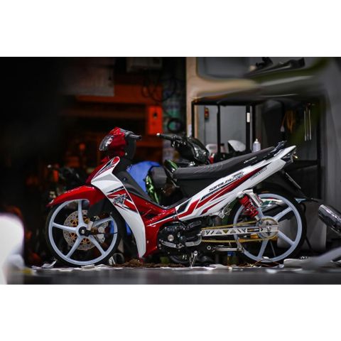 Tem rời Sirius RC hoạ tiết trắng đỏ, in sắc nét, 3 lớp không phai màu CM00050 1 2