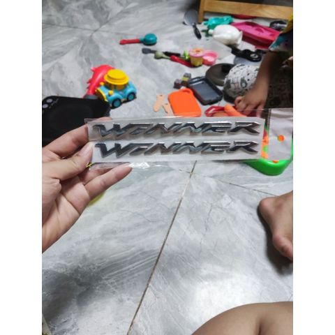 Cặp tem chữ Winner dán xe máy