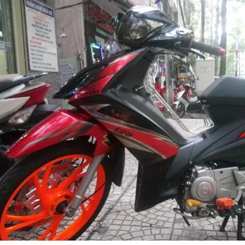 Tem Rời Suzuki Axelo 125 Dán Xe Đỏ - Chất Liệu Crom Cao Cấp  - Decal In Chất Lượng