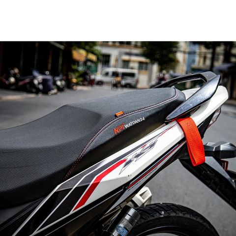 [FreeShip] [Ảnh thật] Tem rời Winner V1 - Mẫu RS đen đỏ nổi bật - Chuẩn From cực đẹp Quyen Decal