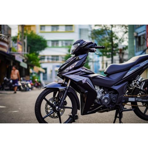 tem rời winner v1 đen bóng cover đẹp kiểng 2024 , tem 3 lớp bền màu - Decal Cao Cấp Nhất