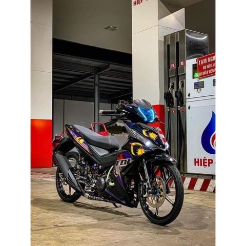 TEM DÁN CỜ MALAYSIA XE WINNER V1 MÀU ĐEN - Decal Cao Cấp Nhất