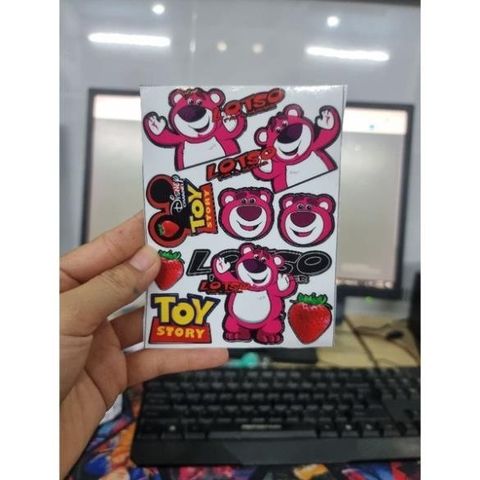 tem logo sticker gấu dâu hồng mini dễ thương trang trí xe - Tem 3 Lớp  Cao Cấp