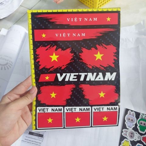 Trọn bộ tem Lá Cờ Việt Nam dán xe máy,xe điện, trang trí mọi nơi