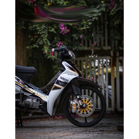 Tem rời Sirius mẫu zin RC phối trắng đen vàng, in sắc nét, 3 lớp không phai màu CM00044 1 2
