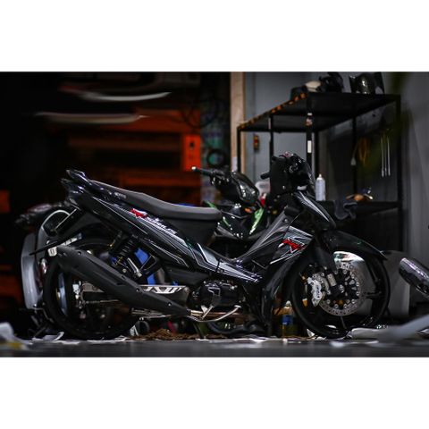 Tem rời Sirius RC hoạ tiết đen xám trắng, in sắc nét, 3 lớp không phai màu CM00046 1 2