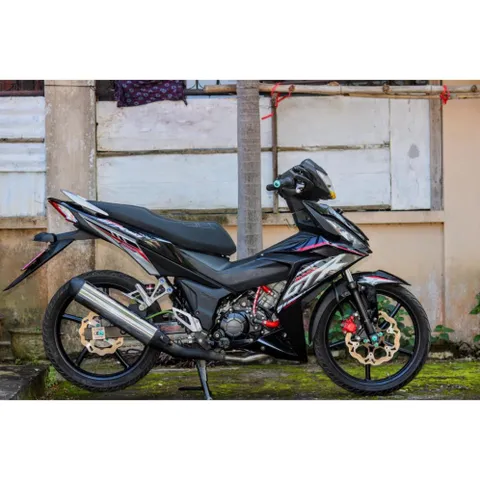 Tem Rời Dán Xe Winner V1 Mẫu GTR Trắng Đỏ Đen Cực Đẹp, Hàng 3 Lớp Chất Lượng Cao Quyen Decal