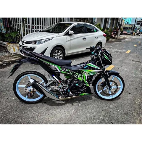 Tem rời satria chế 150 full đen xanh lá