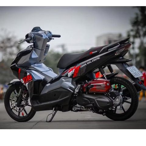 [FreeShip] [Ảnh thật] Tem rời xe AirBlade - mẫu Special Edition ADN đỏ dán xe đen - không bay màu Quyen Decal
