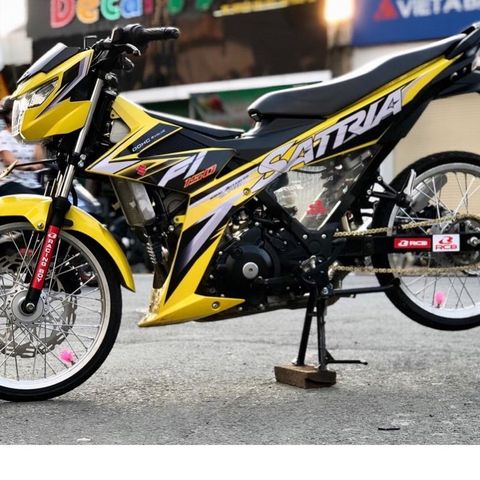 Tem Rời Suzuki Satria F150 Dán Xe Vàng Phối Tem Trắng Đen  - Decal In Chất Lượng