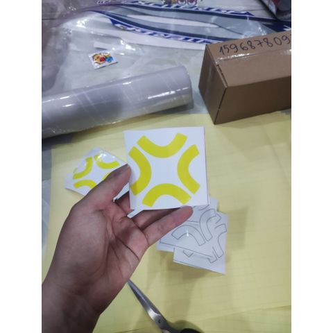 Tem sticker biểu cảm tức giận trang trí mọi nơi