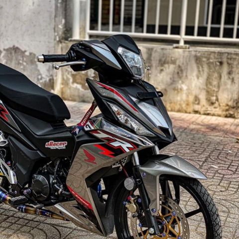Tem Rời Winner Gtr V1 Xám Lông Chuột  - Decal In Chất Lượng