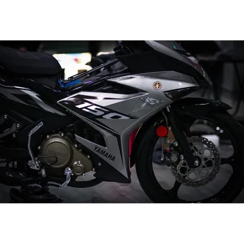 tem rời exciter 150 mẫu y15 chế bạc đen mới