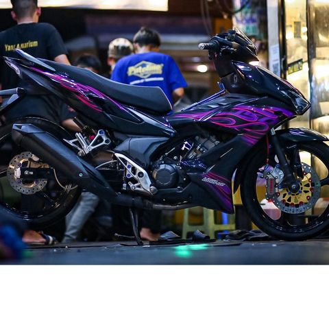 [FreeShip] [Ảnh thật] Tem rời Winner V2 - Mẫu RS150R lửa tím nổi bật - Chuẩn From cực đẹp Quyen Decal