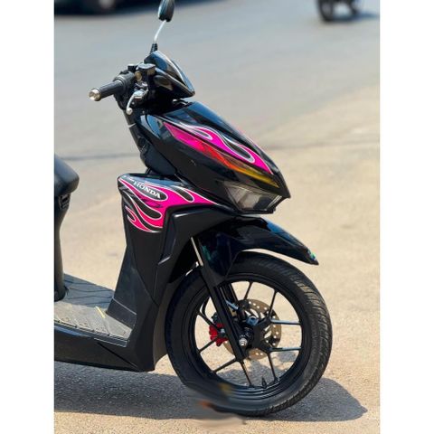 Tem rời Vario 2018 mẫu lửa hồng xe đen, in sắc nét, 3 lớp không phai màu CM00150 1 2