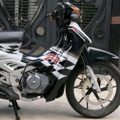 Tem Rời Suzuki Satria 2000 Xám Đen Tem Cờ  - Decal In Chất Lượng