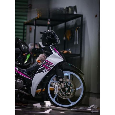 Tem SIRIUS RC V3 TRĂNG HỒNG HOT 2024