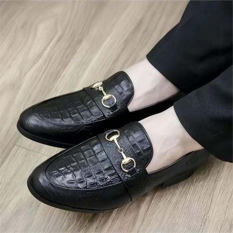 ( Mã D22 ) Giày công sở nam may giấu chỉ dập vân thời trang, giầy lười nam da mềm đế cao su đính băng xích vàng chống rỉ 640907