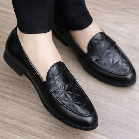 ( Mã D9 ) Giày tây nam da mềm đế cao su, giày nam chụp kỷ yếu dập vân họa tiết 3D chất liệu da PU cao cấp 640937