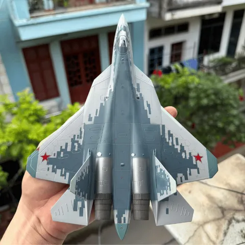 Mô Hình Máy Bay Quân Sự SU-57 Kim Loại 1/72 Decor Trưng Bày