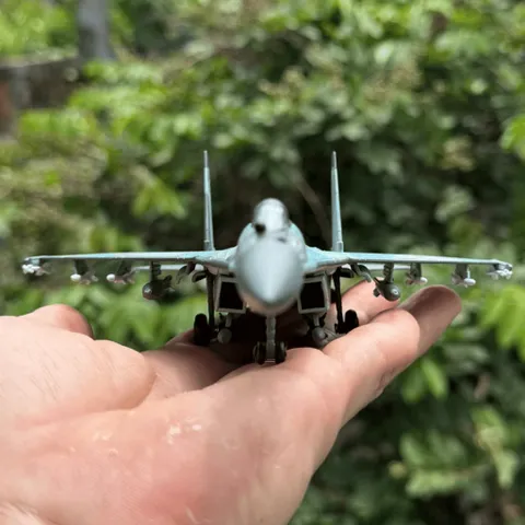 Mô Hình Máy Bay Quân Sự SU-35 Kim Loại 1/100 Decor Trưng Bày
