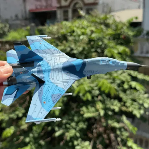 Mô Hình Máy Bay Chiến Đấu Kim Loại SU-30 TL 1/100 Decor Trưng Bày