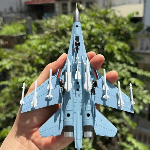 Mô Hình Máy Bay Chiến Đấu Kim Loại SU-30 TL 1/100 Decor Trưng Bày