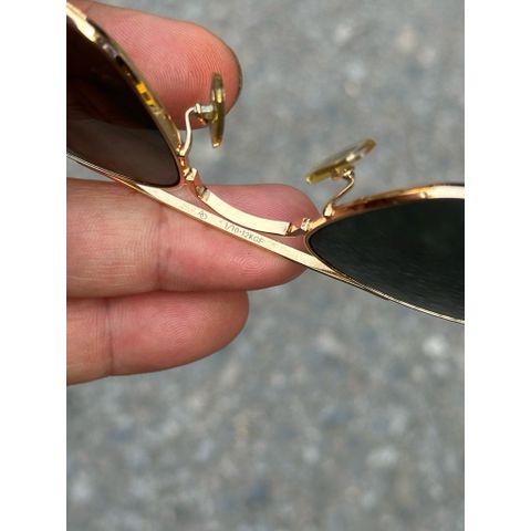 kính cơn đời đầu chữ nhỏ còn rất đẹp