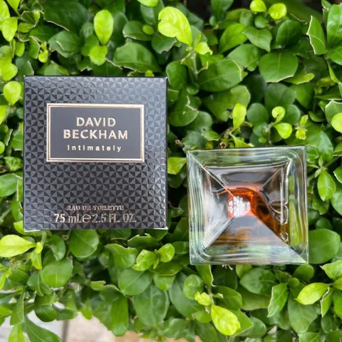 Nước hoa nam David Beckham Intimately for Men EDT Spray 75ml (Lịch lãm, nam tính)