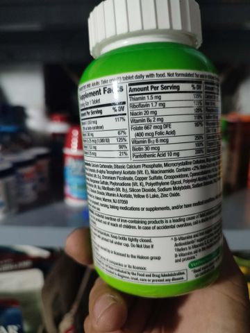 Viên uống Vitamin tổng hợp Centrum cho người lớn dưới 50 tuổi - 200 viên bổ sung vitamin và khoáng chất thiết yếu, tăng cường sức đề kháng 644369