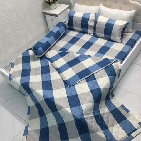NGẪU NHIÊN Bộ ga vỏ gối 4  món mẫu Caro 1m6x2m (1 ga bo chun, 1 áo gối ôm, 2 áo gối nằm)