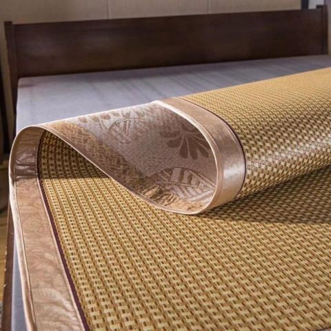 Chiếu Điều Hoà Sợi Mây Lót Lụa Cao Cấp Chiếu Có Chun Cài Góc