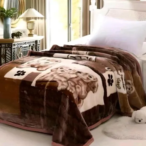 [1m9x2m1] Mền nhung cao cấp 2 lớp, nặng 2.5kg, kích thước 1m8 x 2m, ấm áp cho mùa đông.