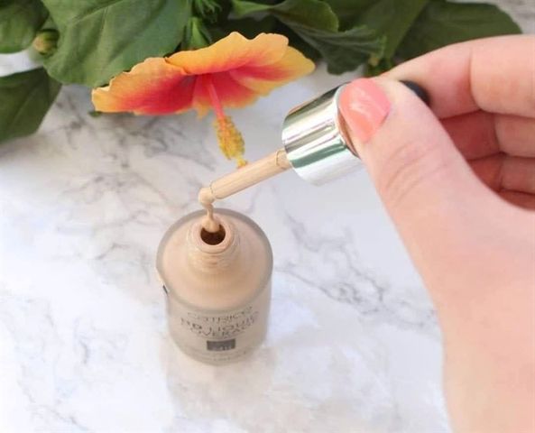 Kem nền Catrice HD 24H Foundation 30ml tone 20 che phủ mịn