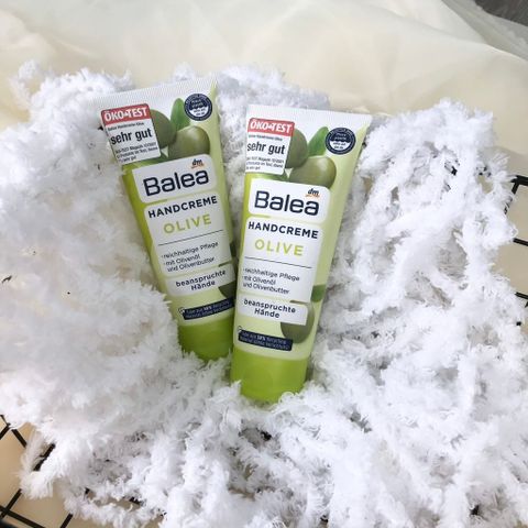 Kem dưỡng da tay Balea Handcreme Olive: Dưỡng ẩm tối ưu cho đôi bàn tay mệt mỏi, 100ml, chính hãng
