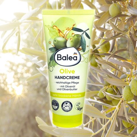 Kem dưỡng da tay Balea Handcreme Olive: Dưỡng ẩm tối ưu cho đôi bàn tay mệt mỏi, 100ml, chính hãng