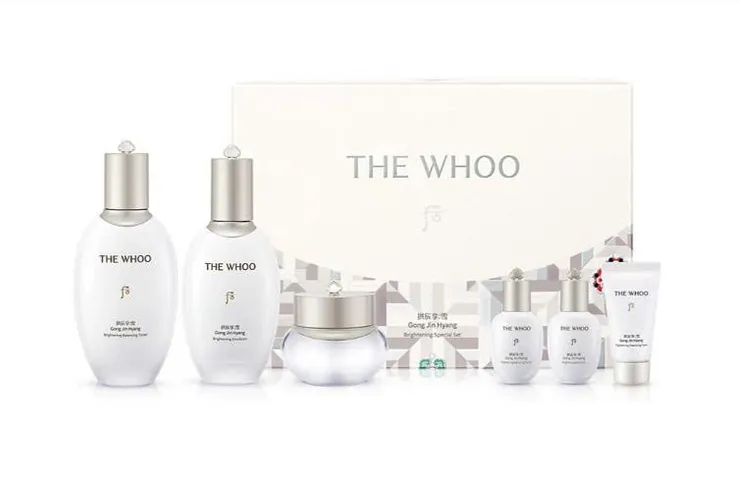 Bộ Dưỡng Trắng Da Whoo Radiant White Special - Sản Phẩm Chăm Sóc Da Mặt Từ Cam Cúc & Thất Hương Bát Bạch Tán 6 Món