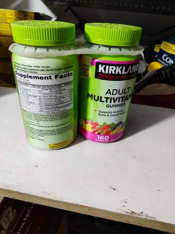 Kẹo Dẻo Bổ Sung Vitamin Cho Người Lớn Kirkland Signature Adult Multivitamin 160 Gummies  648192