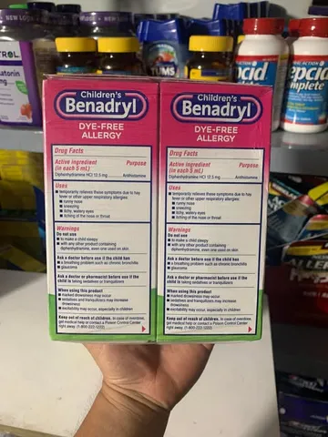 Siro chống dị ứng cho bé Children’s Benadryl Dye-Free Allergy Liquid Bubble Gum 236ml x2