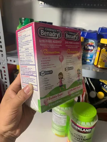 Siro chống dị ứng cho bé Children’s Benadryl Dye-Free Allergy Liquid Bubble Gum 236ml x2