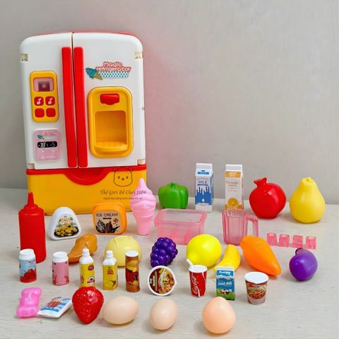 Đồ chơi tủ lạnh mini Magic Refrigerator có nhạc phun sương mô phỏng làm đá cho bé