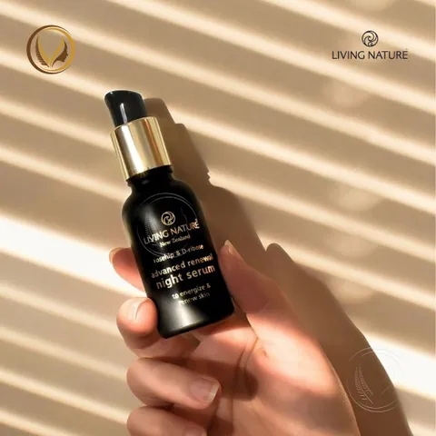 Serum dưỡng da ban đêm Living Nature Advanced Renewal Night Serum 30ml