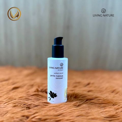Nước tẩy trang dịu nhẹ cho mọi loại da Living Nature Gentle Makeup Remover 120ml