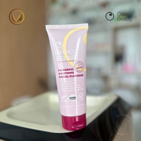 Sữa rửa mặt phục hồi da Oasis Beauty Rhino Repair Powerful Soothing Facial Cleanser 150ml