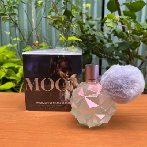 Nước hoa nữ Ariana Grande Moonlight Eau de Parfum 100ml