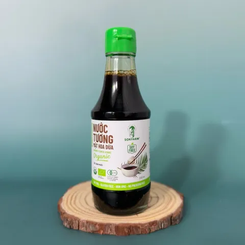 Nước tương mật hoa dừa organic Sokfarm - Dòng ít muối - hàng Việt.