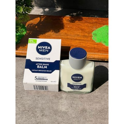 Dưỡng da sau cạo râu Nivea Men Sensitive After Shave Balm 100ml