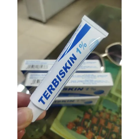 Kem bôi da TerBiskin 1% tub 15g dùng cho Da bị nấm ,lang ben , hắc lào,nấm toàn thân